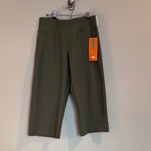 NWT Lucy ActiveWear - Olive Green Women's Capri Pants - M